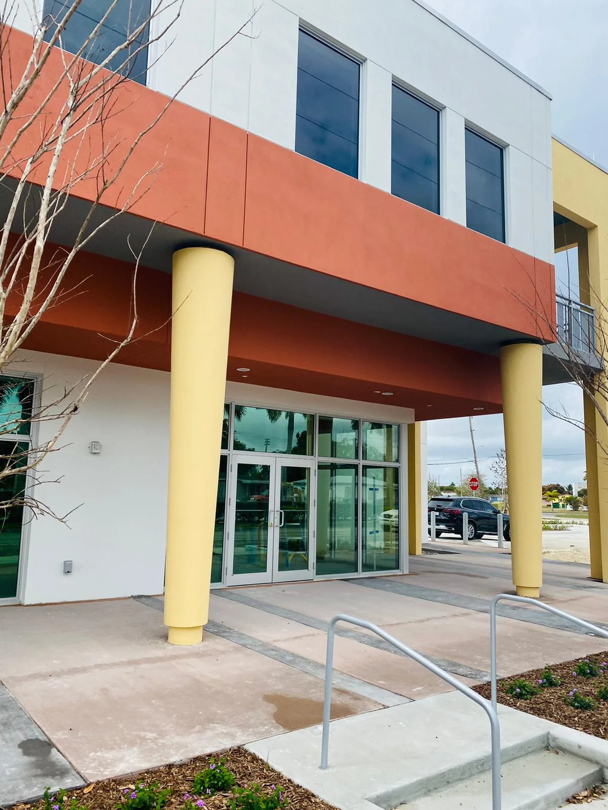 Ground-floor entrance at Larcenia J. Bullard Plaza